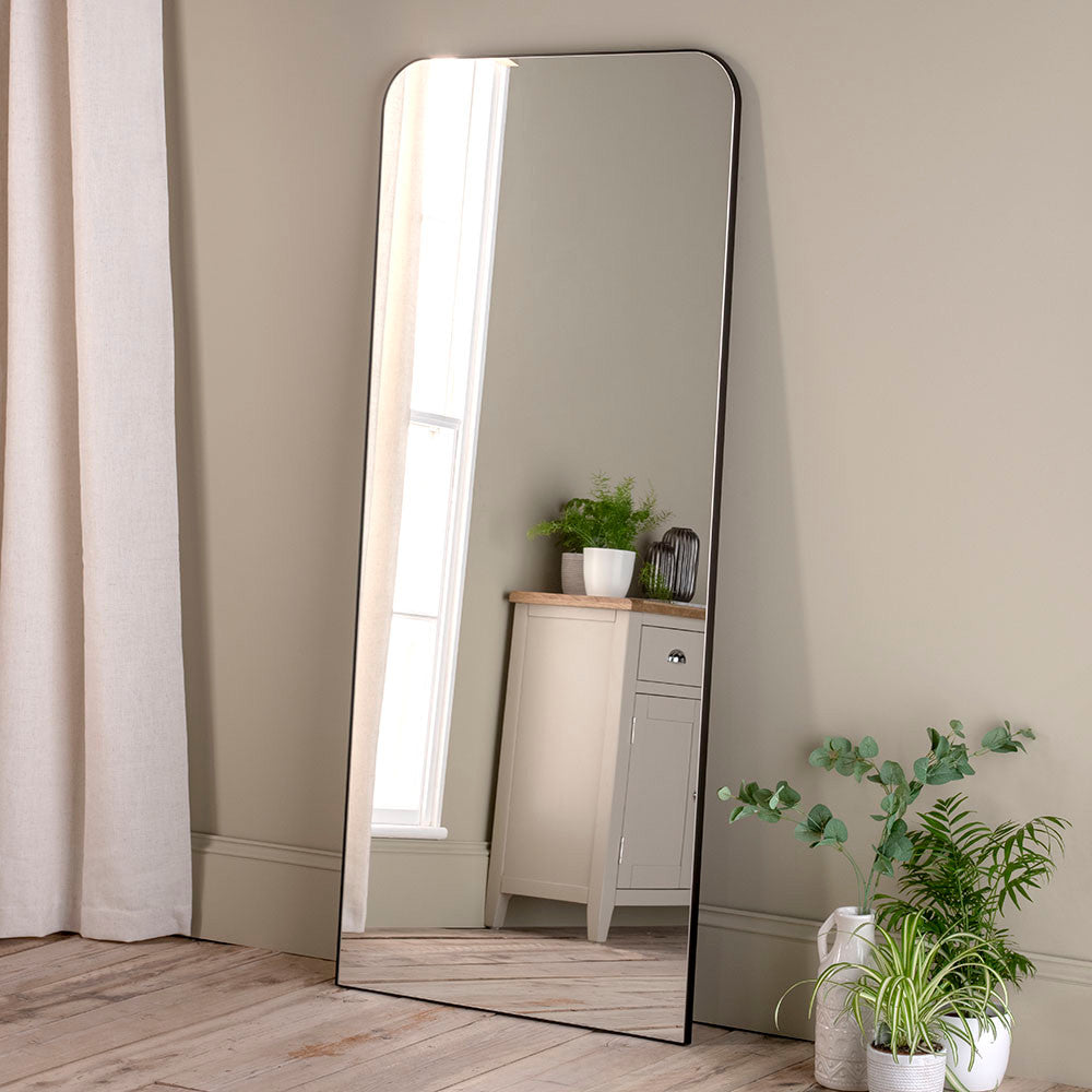 Black rectangular curved corner minimal frame glass mirror