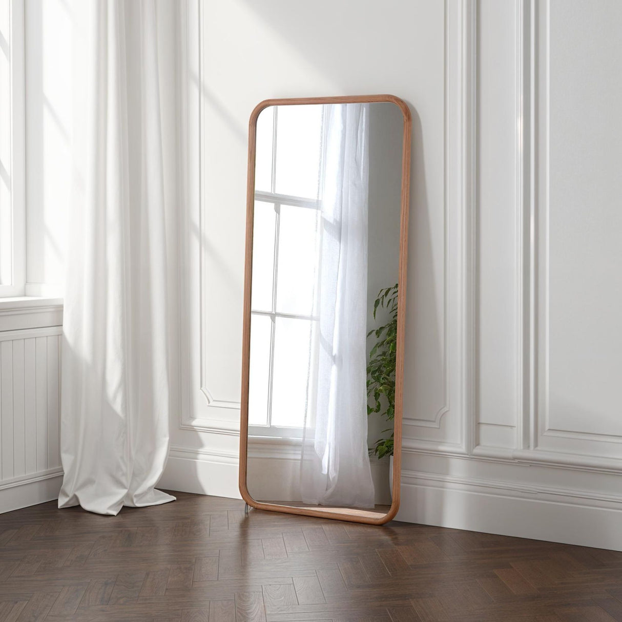OAK CURVED FULL LENGTH MIRROR
