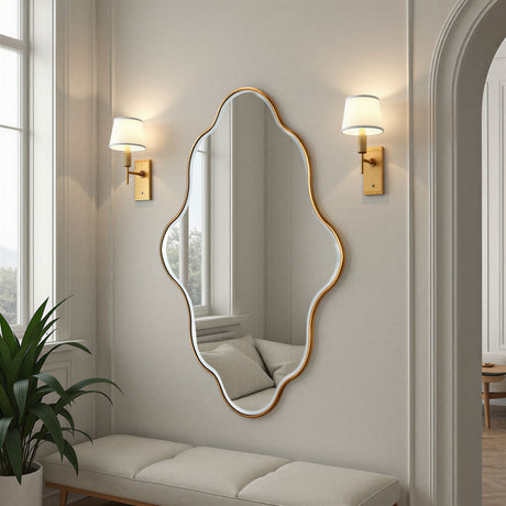 Organic free flow mirror in gold with bevelled mirror